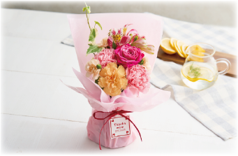 彩のジェラート"CUBE"をご堪能ください。